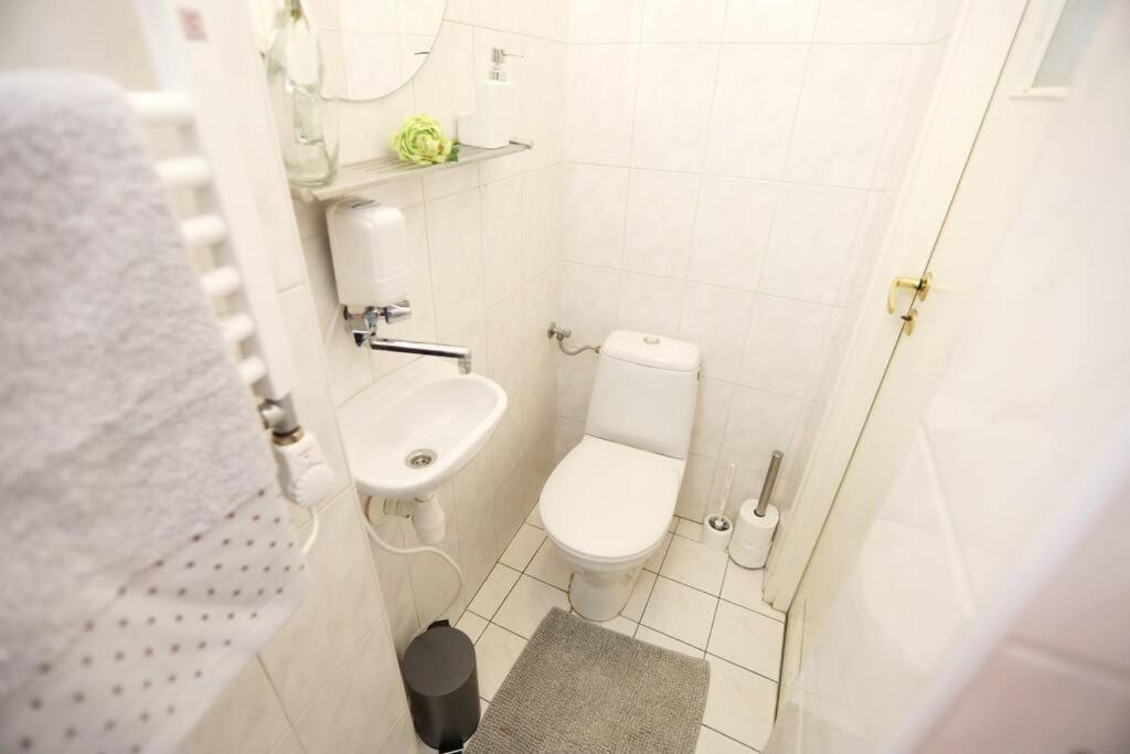 Batorego Cosy Apartment Krakkó Kültér fotó