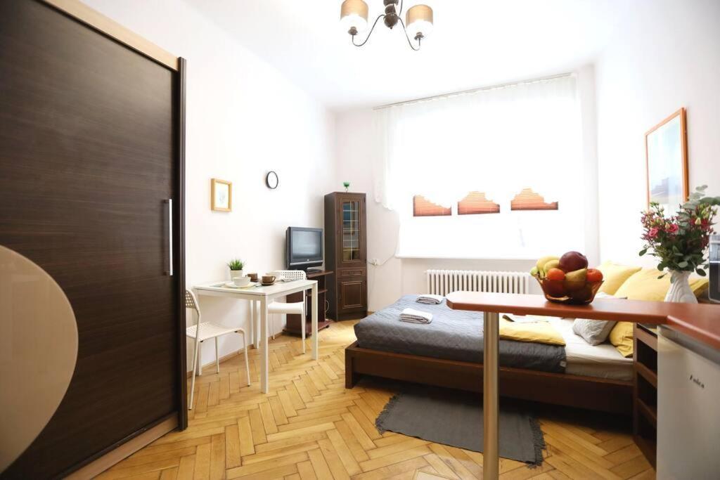 Batorego Cosy Apartment Krakkó Kültér fotó