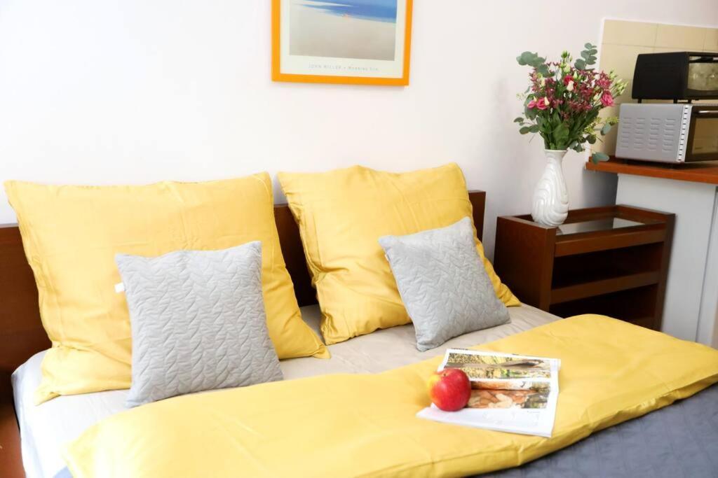 Batorego Cosy Apartment Krakkó Kültér fotó